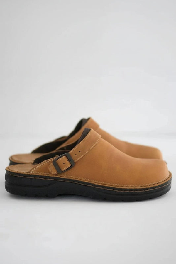 Everyday women's support clogs offering ultimate comfort for all-day wear. Slip-on versatile footwear.