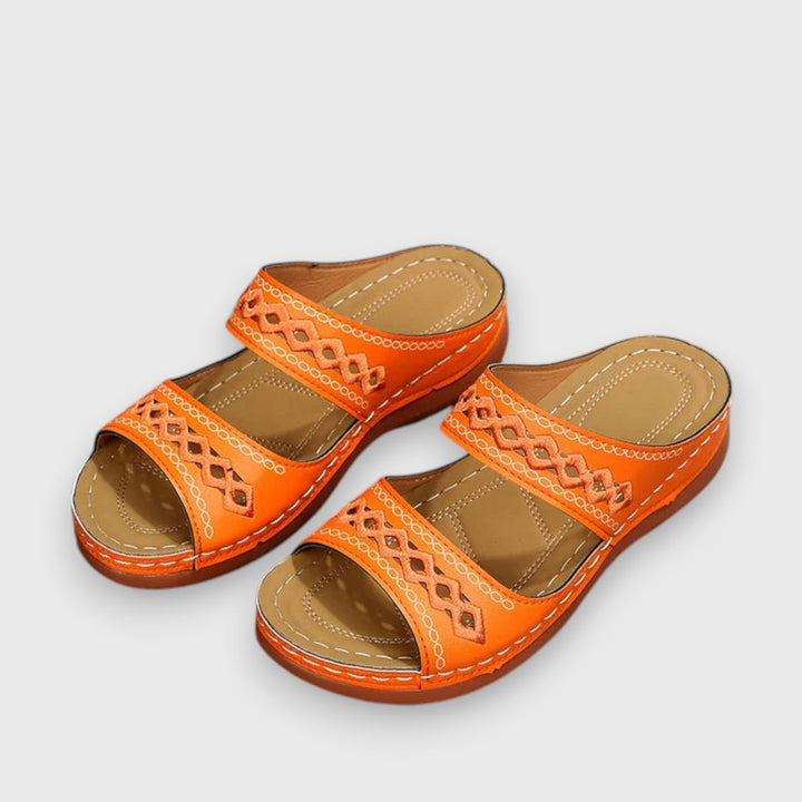 Everyday women's sandals, featuring a comfortable wide fit design for casual wear.