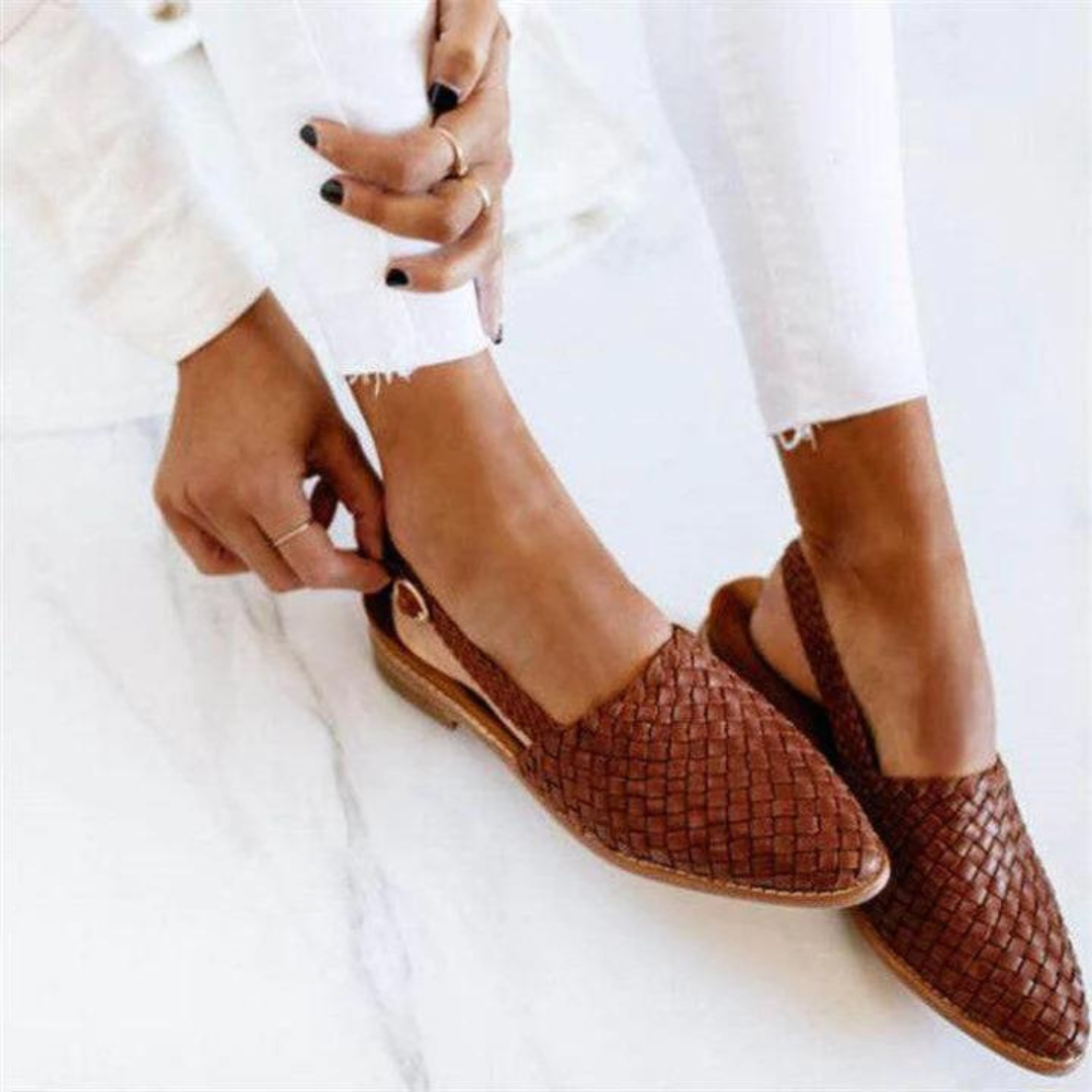 Women's comfortable woven mules with a stylish pointed toe. Perfect slip-on backless loafers for everyday wear.