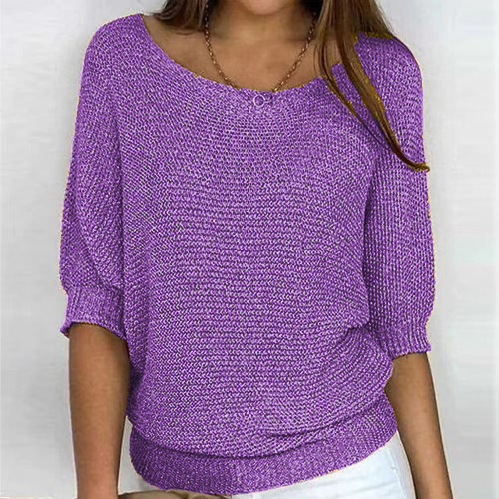 Women's elegant long-sleeve sweater, a cozy knit for versatile fall outfits.