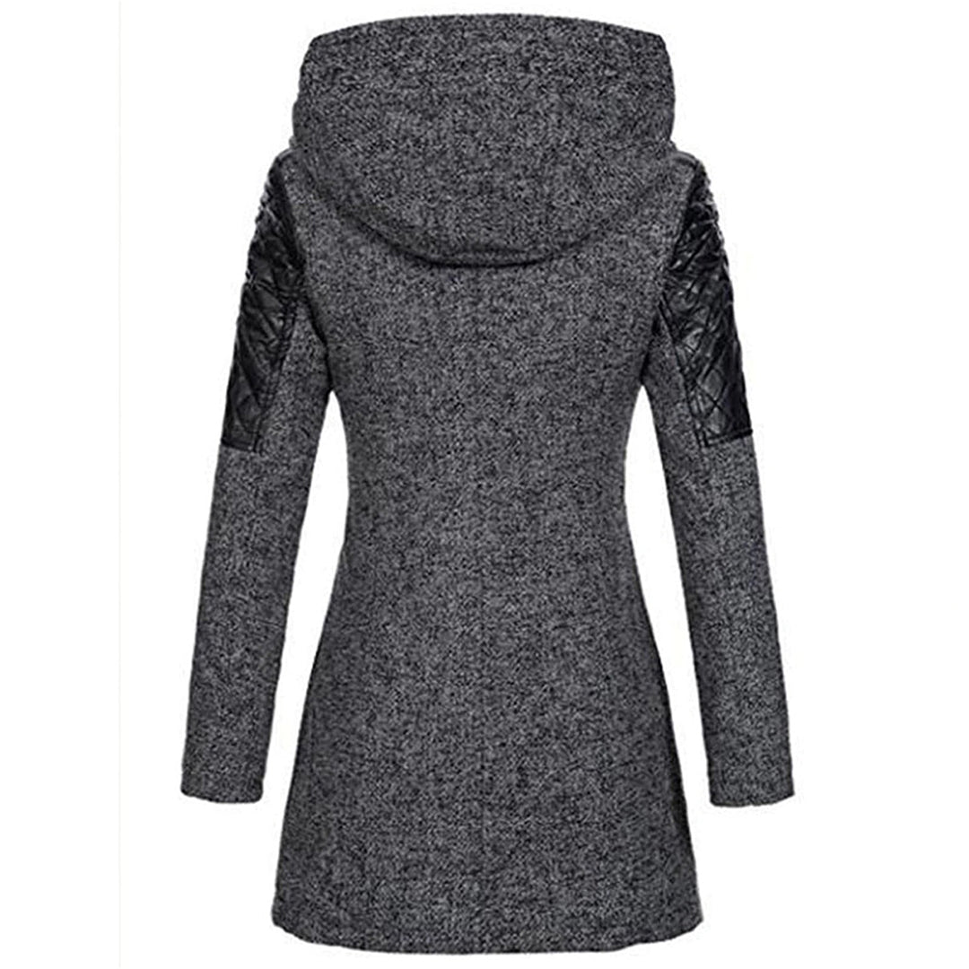 Stylish women's quilted winter jacket for ultimate warmth. Ideal for cold weather fashion.