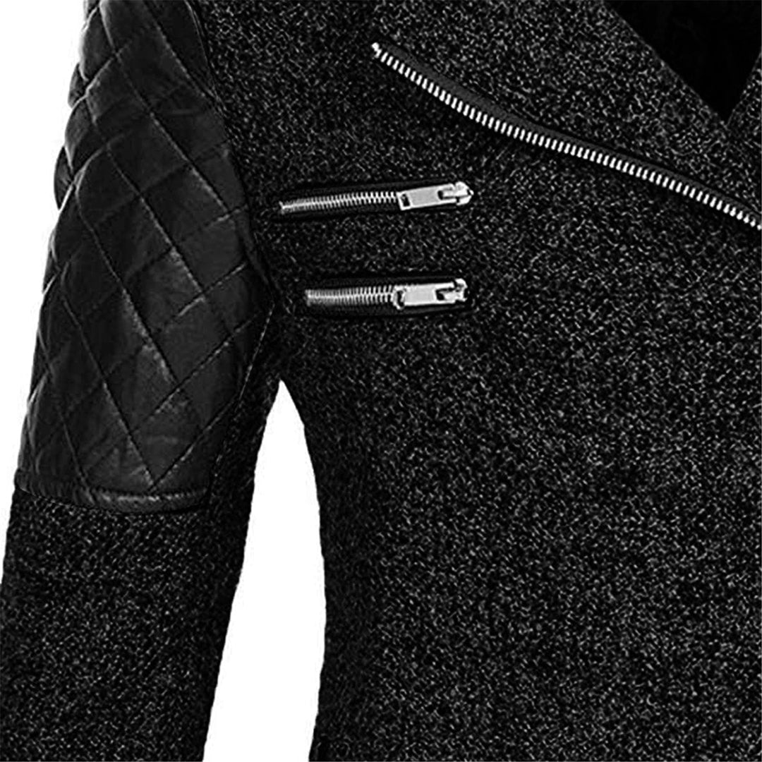 Elegant women's quilted winter coat, offering ultimate warmth and a cozy feel for cold days.