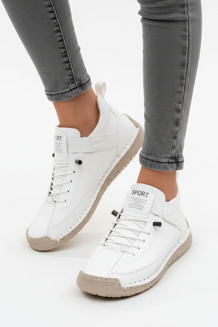 Everyday comfort women's wide walking shoes, cushioned & breathable for travel.