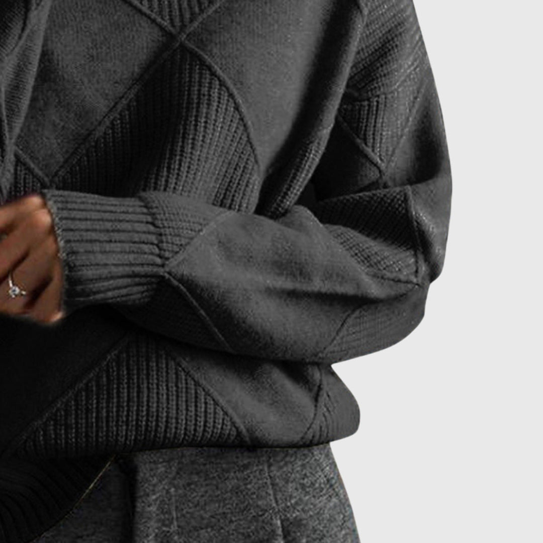 Women's winter fashion: comfortable roll neck sweater, cozy knit & elegant diagonal seam.
