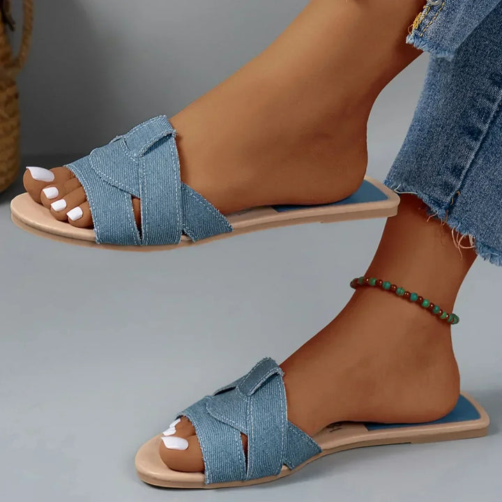Effortless women's summer sandals, easy slip-on style for ultimate everyday comfort.