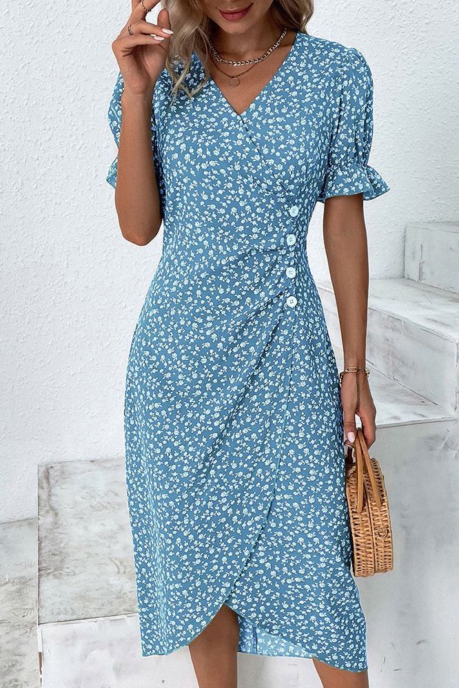 Elegant flowy midi dress for women. Ideal spring/summer fashion, perfect for any occasion.