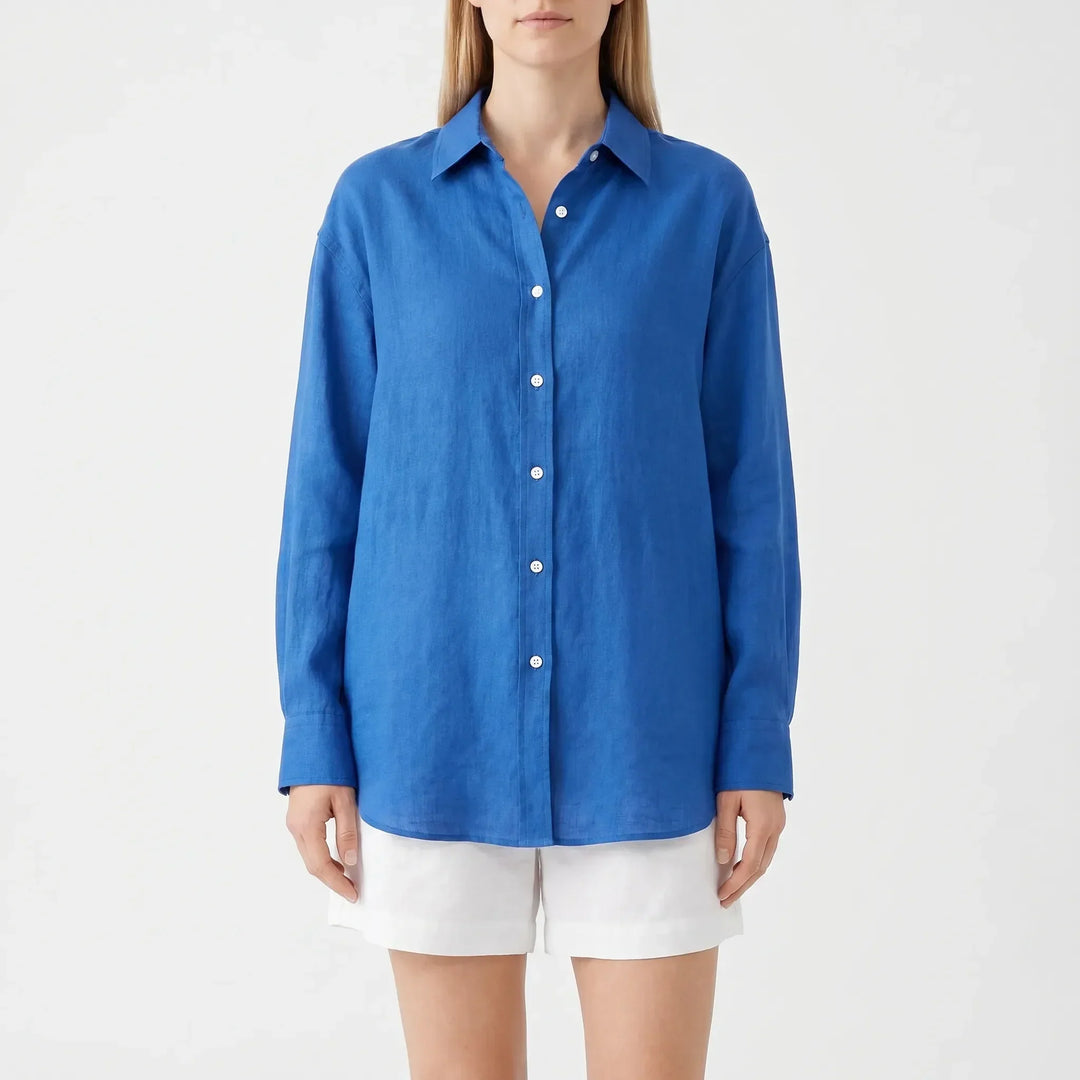 Stylish women's summer blouse with relaxed fit, lightweight fabric. Perfect for versatile casual outfits.