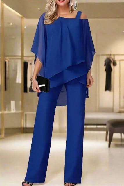 Business casual chic women's two-piece set, an elegant and comfortable matching outfit for modern style.