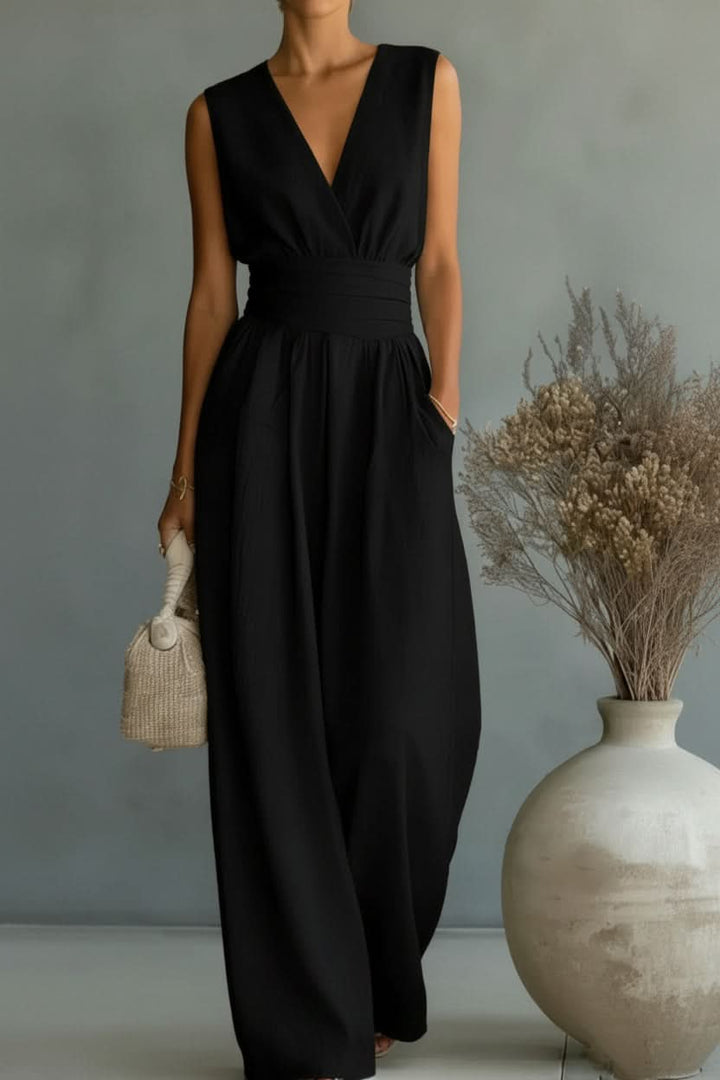 Women's elegant cross waist two-piece set in a modern tailored style, perfect for office or chic event wear.
