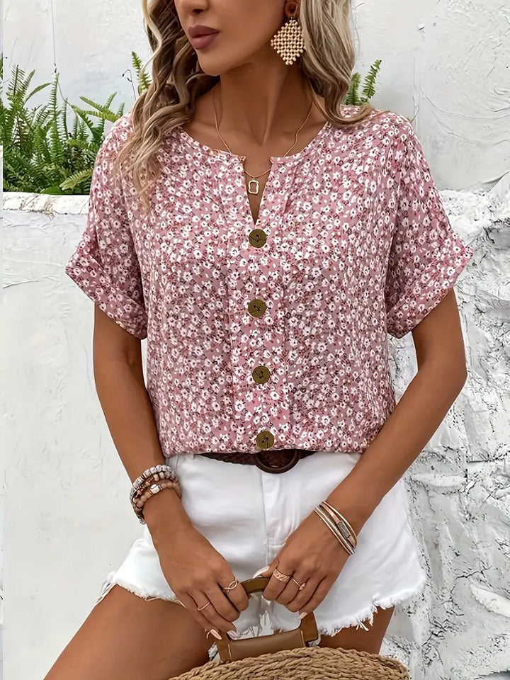 Versatile women's elegant floral blouse, ideal for spring & summer. Flowy fit chic button-up top.