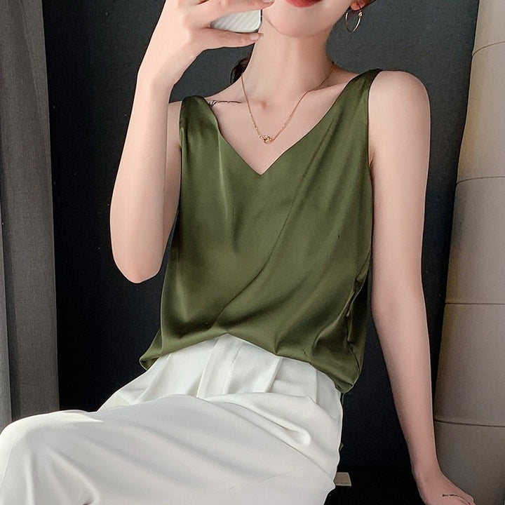 Comfortable women's flowing tank, great for layering or a stylish summer look.