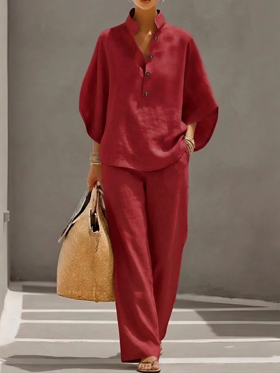 Women's elegant wide-leg two-piece set, showcasing a sophisticated mandarin collar design.