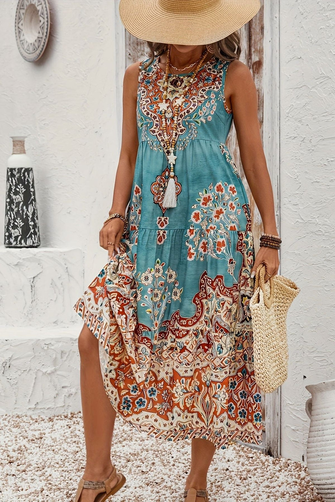 Chic printed maxi dress for women, ideal for day wear or elegant occasions with flowy comfort.