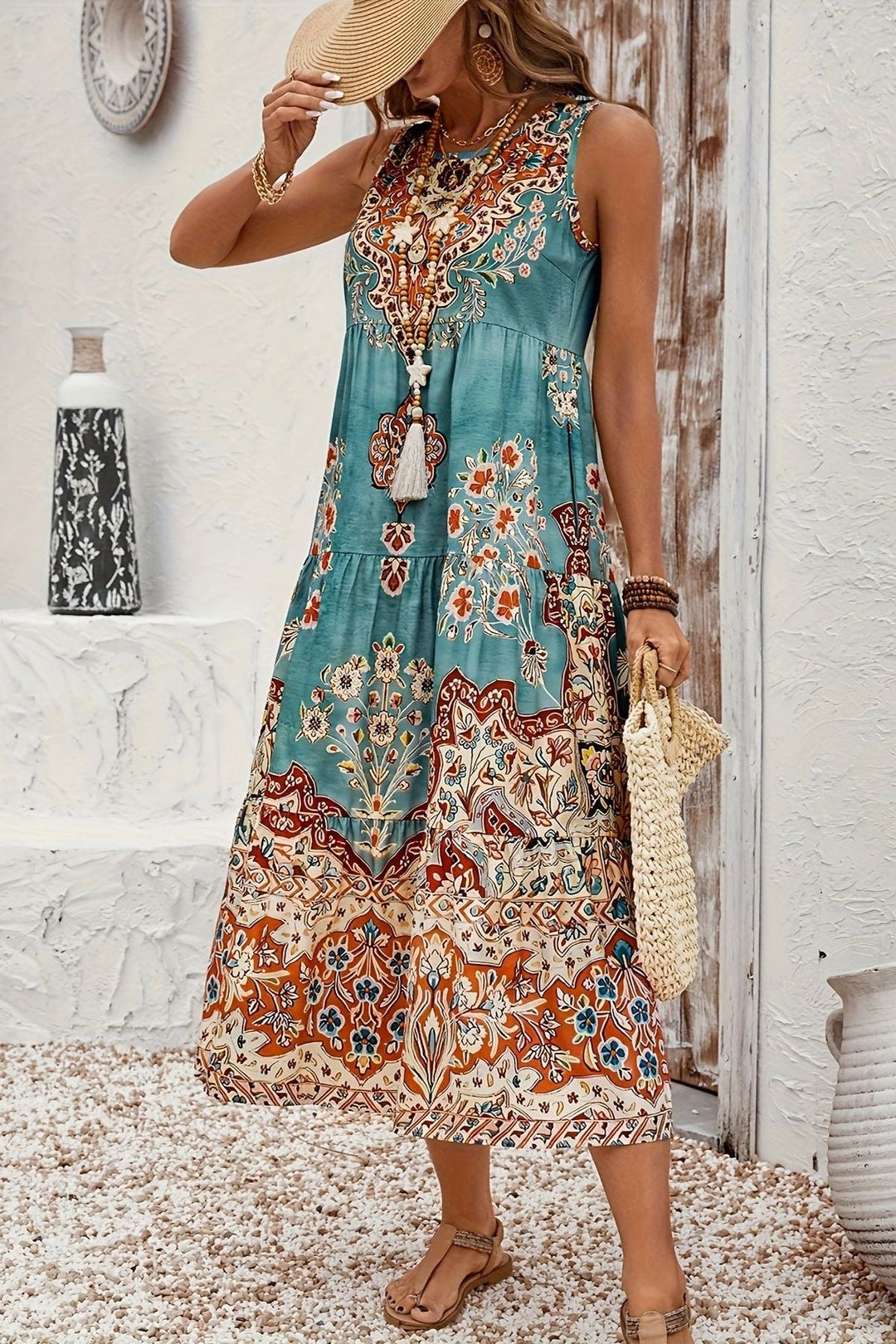 Women's elegant maxi dress with a flattering print; perfect for easy, stylish occasion wear.