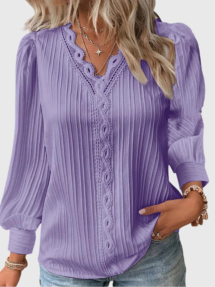 Chic women's versatile pullover blouse. Elegant long sleeve top for a sophisticated look, suitable for any occasion.