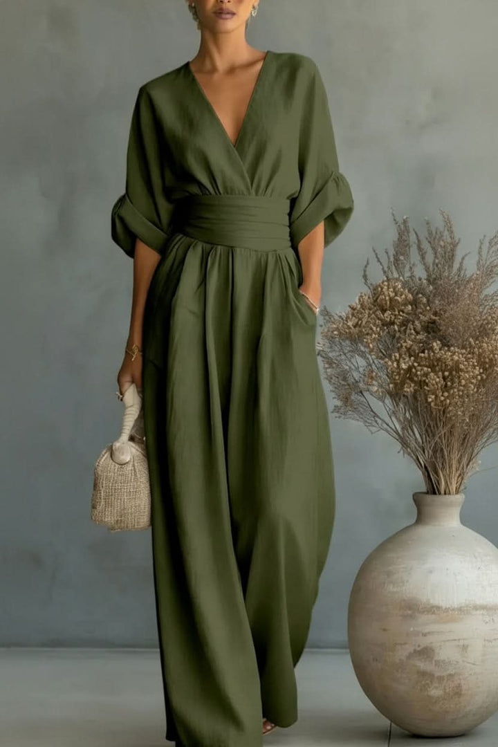 Pull-on women's vintage jumpsuit, perfect elegant one-piece for spring & summer fashion.