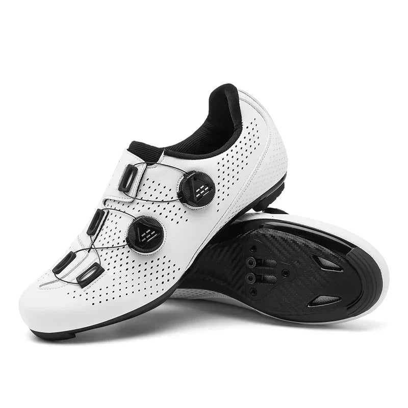 Durable women's mountain biking shoes. Grippy sole & secure fit for off-road performance.