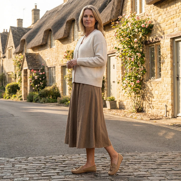 Comfortable and stylish extra wide women's loafers, featuring memory foam insoles for support.