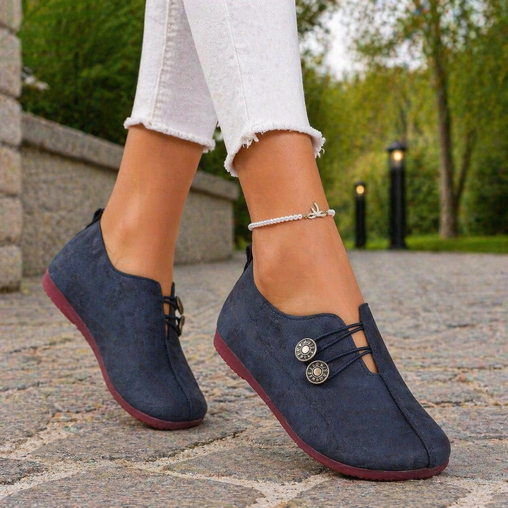 Flexible women's barefoot shoes with a slip-on design, perfect for comfortable, casual everyday wear.
