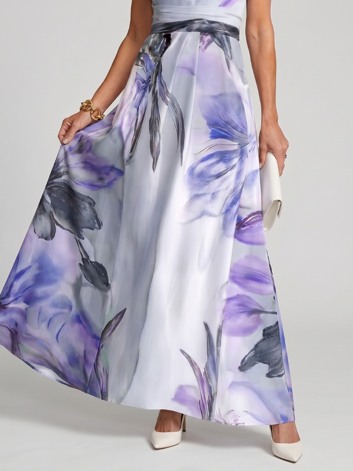 Chic women's halter maxi dress offering elegant comfort. Features a beautiful flowing skirt, great for summer.