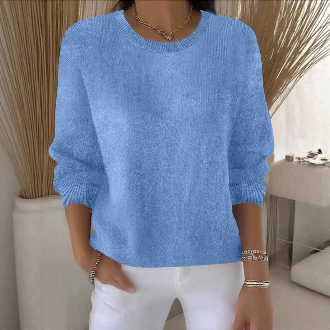 Everyday women's flowy casual sweater, versatile long sleeve for comfort. Chic autumn/winter layering.