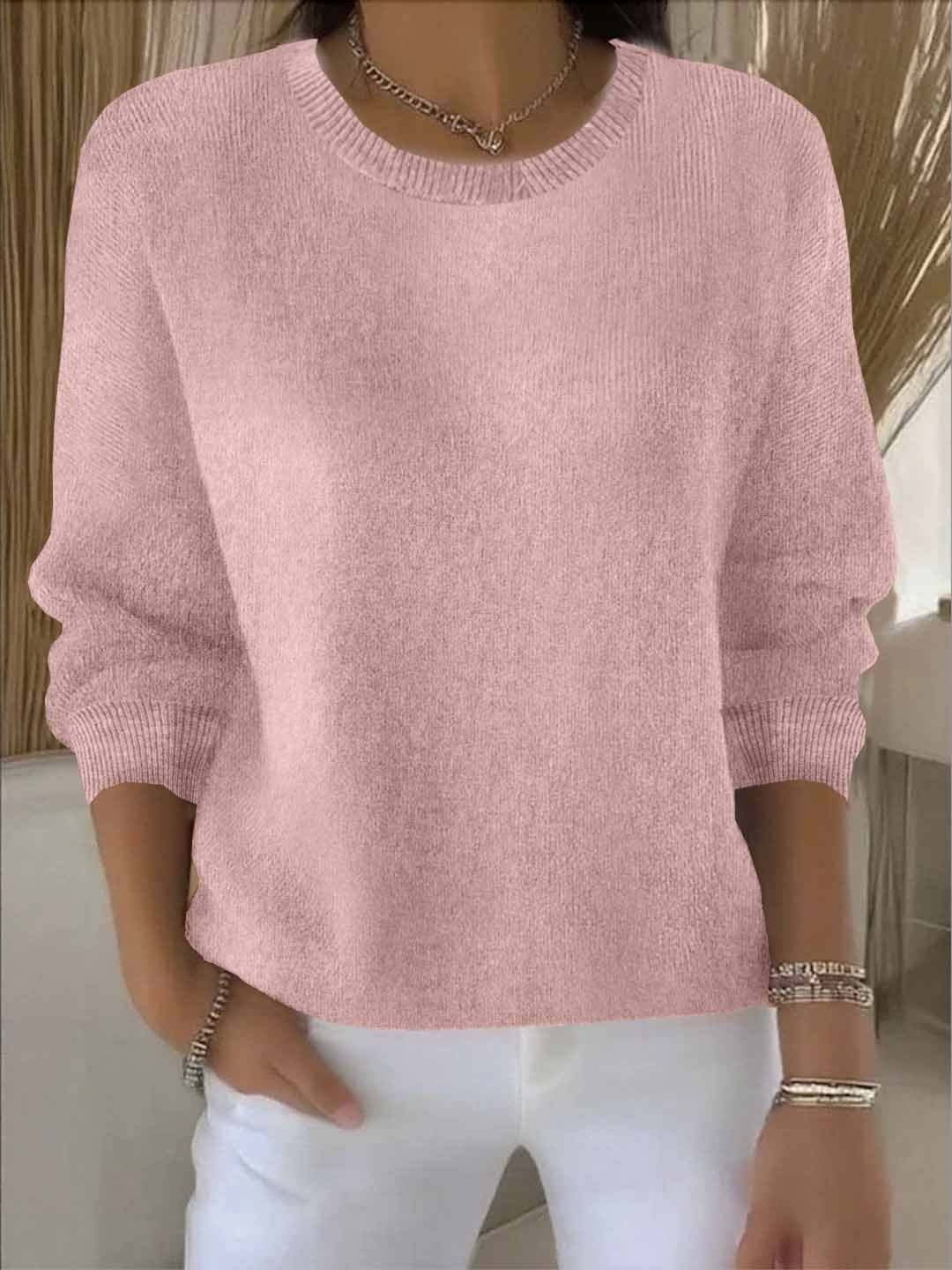 Cozy women's flowy pullover sweater, ideal for autumn & winter comfort. Effortlessly chic casual wear.