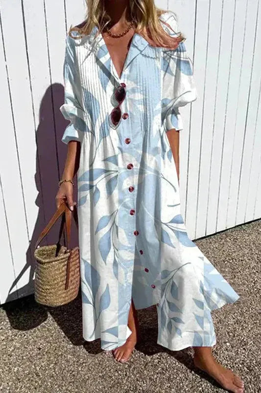 Elegant yet casual women's maxi dress. Its flowy, relaxed fit offers versatile comfort for any occasion.