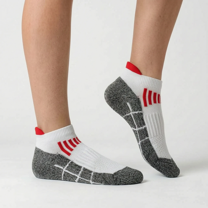 Durable green ankle-length non-slip socks for women. Perfect for running, training, and activewear.