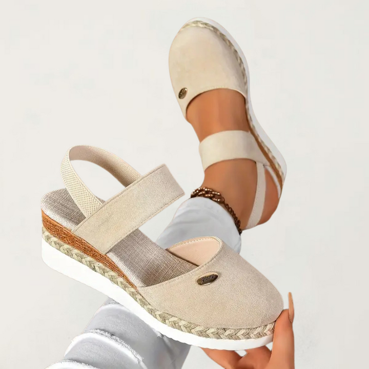 Women's Harriet orthopedic sandals for cushioned walking comfort and arch support.