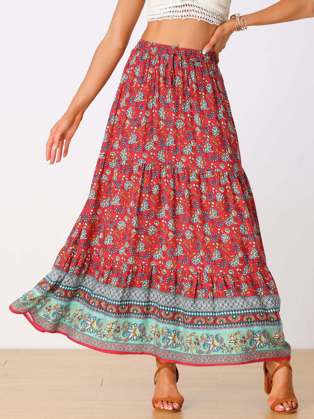 Vacation-perfect women's high waist printed maxi skirt, flowing slit for breezy comfort.