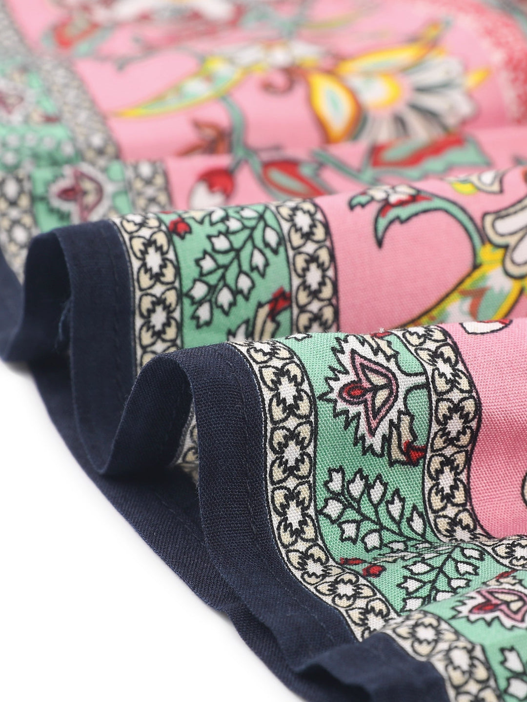 Versatile women's high waist printed maxi skirt, flowing side slit for day or night.