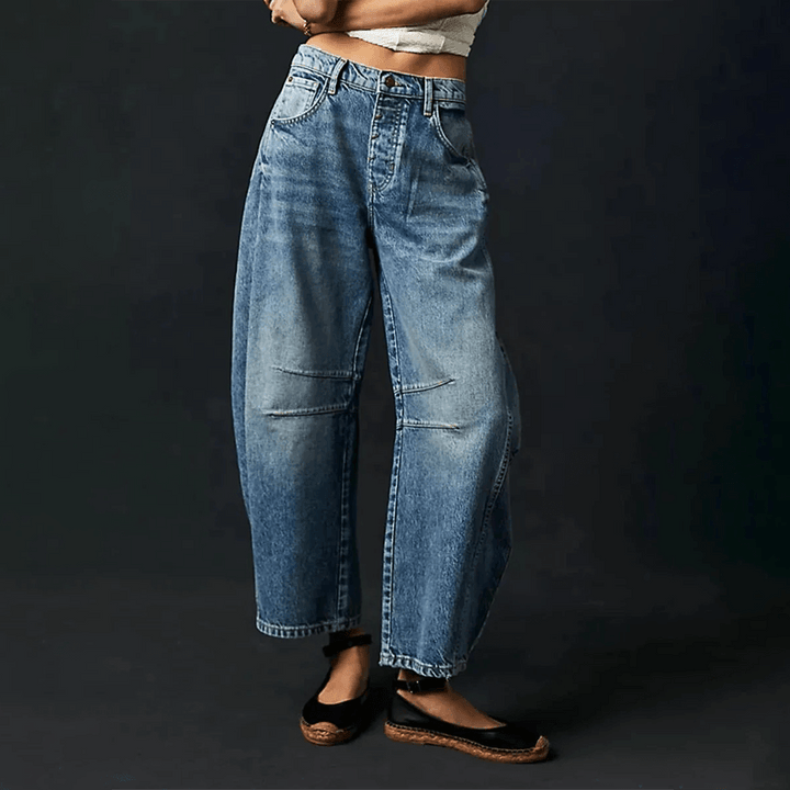 Fashionable women's wide leg jeans with a flattering high waist and relaxed, comfortable fit.