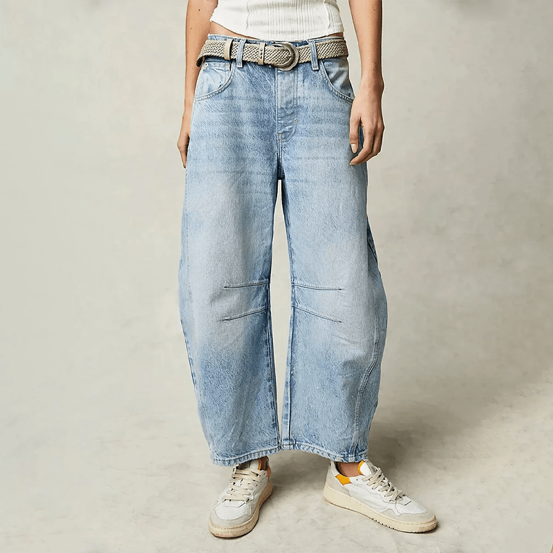 Comfy women's high waist wide leg jeans. Relaxed fit pants, great for casual and everyday style.