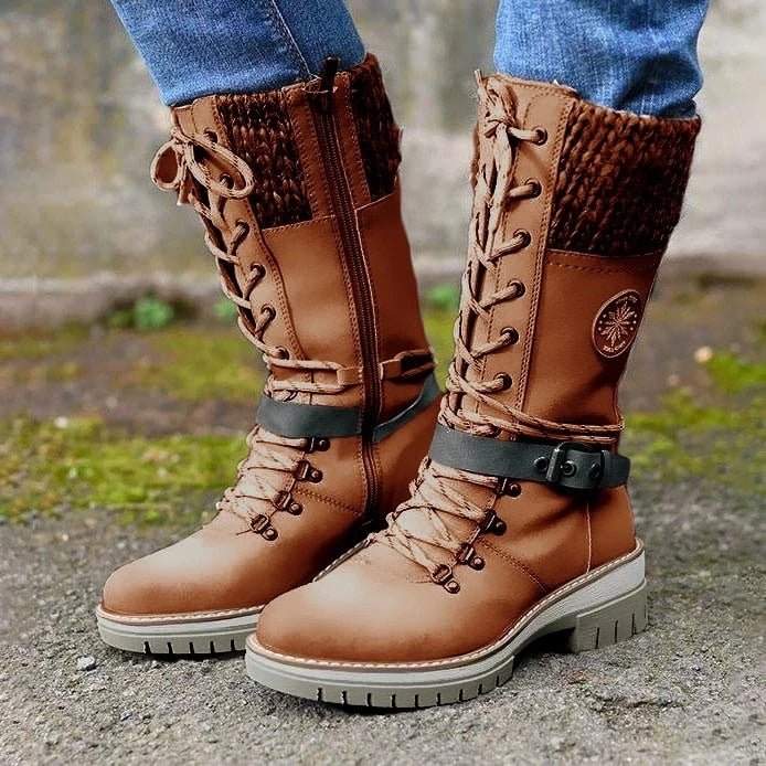 Comfortable women's ankle boots, insulated for daily wear in cold weather. Stylish, cozy, & non-slip footwear.