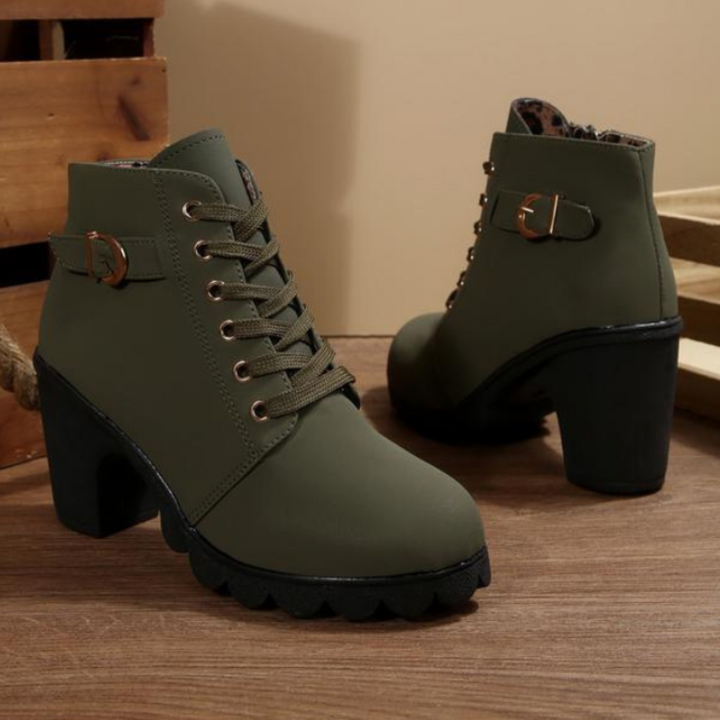 Fall/winter women's ankle boots: lace-up, block heel, orthopedic support. Perfect for comfortable everyday wear.