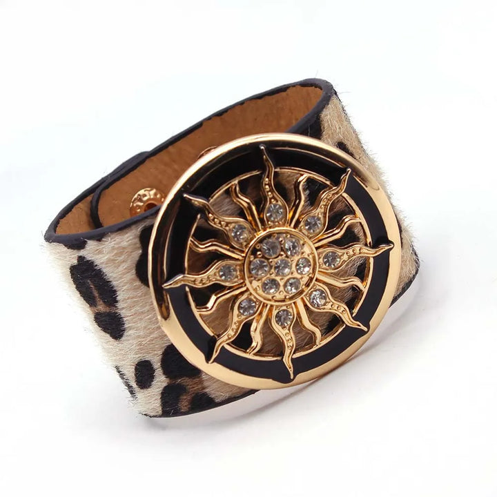 Adjustable women's leopard print wrap bracelet, a versatile and stylish accessory for a wild look.