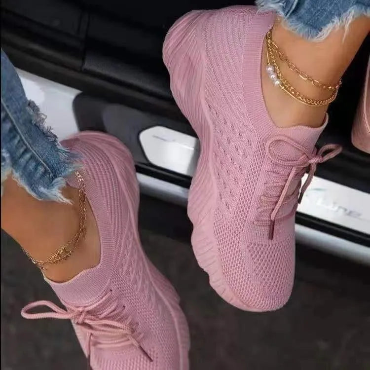 Everyday women's comfort sneakers, breathable and lightweight for all-day wear.