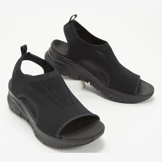 Comfortable women's everyday sandals, lightweight & flat, perfect for summer casual footwear or beach.