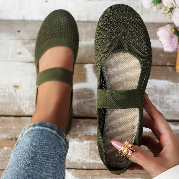 Women's lightweight flexible barefoot walking shoes for natural movement & comfort.