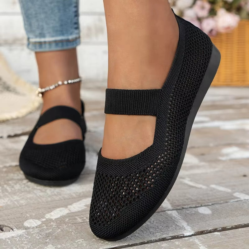 Breathable women's barefoot walking shoes, lightweight & comfortable for all-day natural movement.