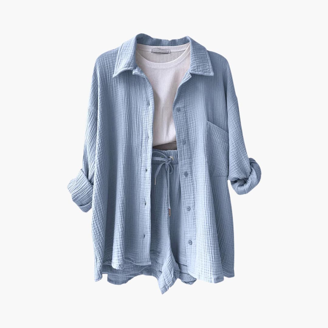 Versatile women's matching set, relaxed fit top and pants, suitable for travel or lounge wear.