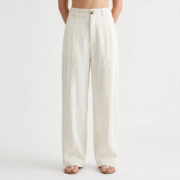 Stylish women's summer wide-leg pants, lightweight & breathable, perfect for warm weather comfort.