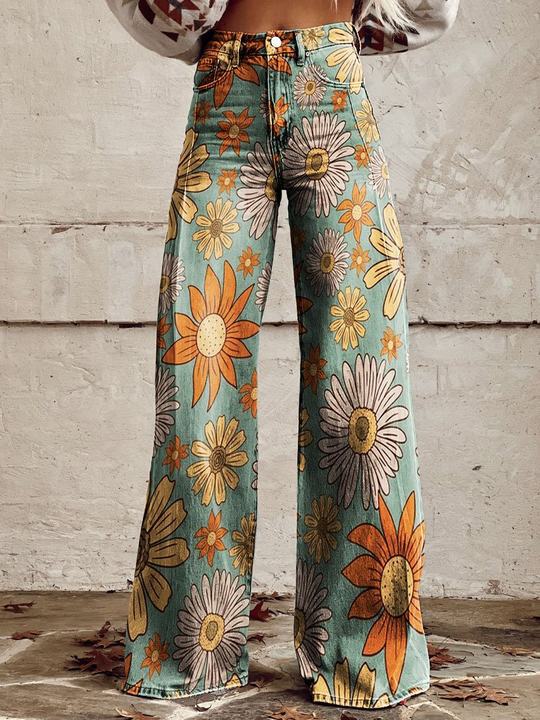 Casual women's long fit baggy jeans, perfect for a fashionable summer look.