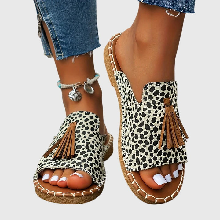Comfortable Lorraine women's sandals with excellent arch support, perfect for summer comfort & foot pain relief.