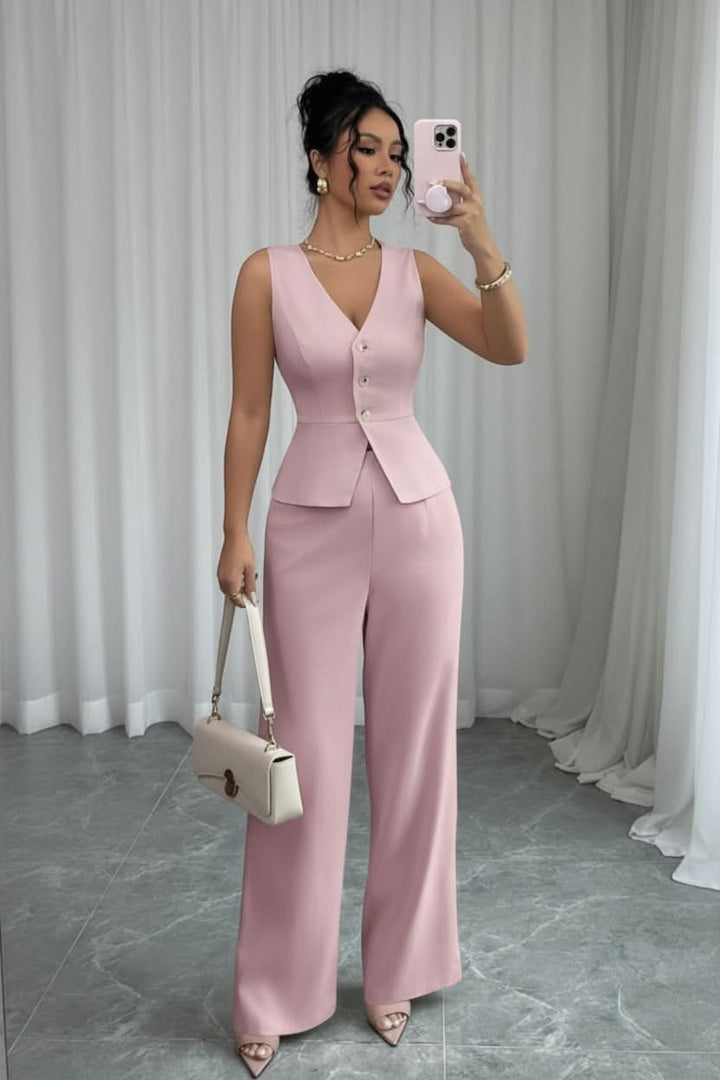 Versatile modern women's waistcoat set with wide-leg pants for a coordinated, stylish, and comfortable outfit.