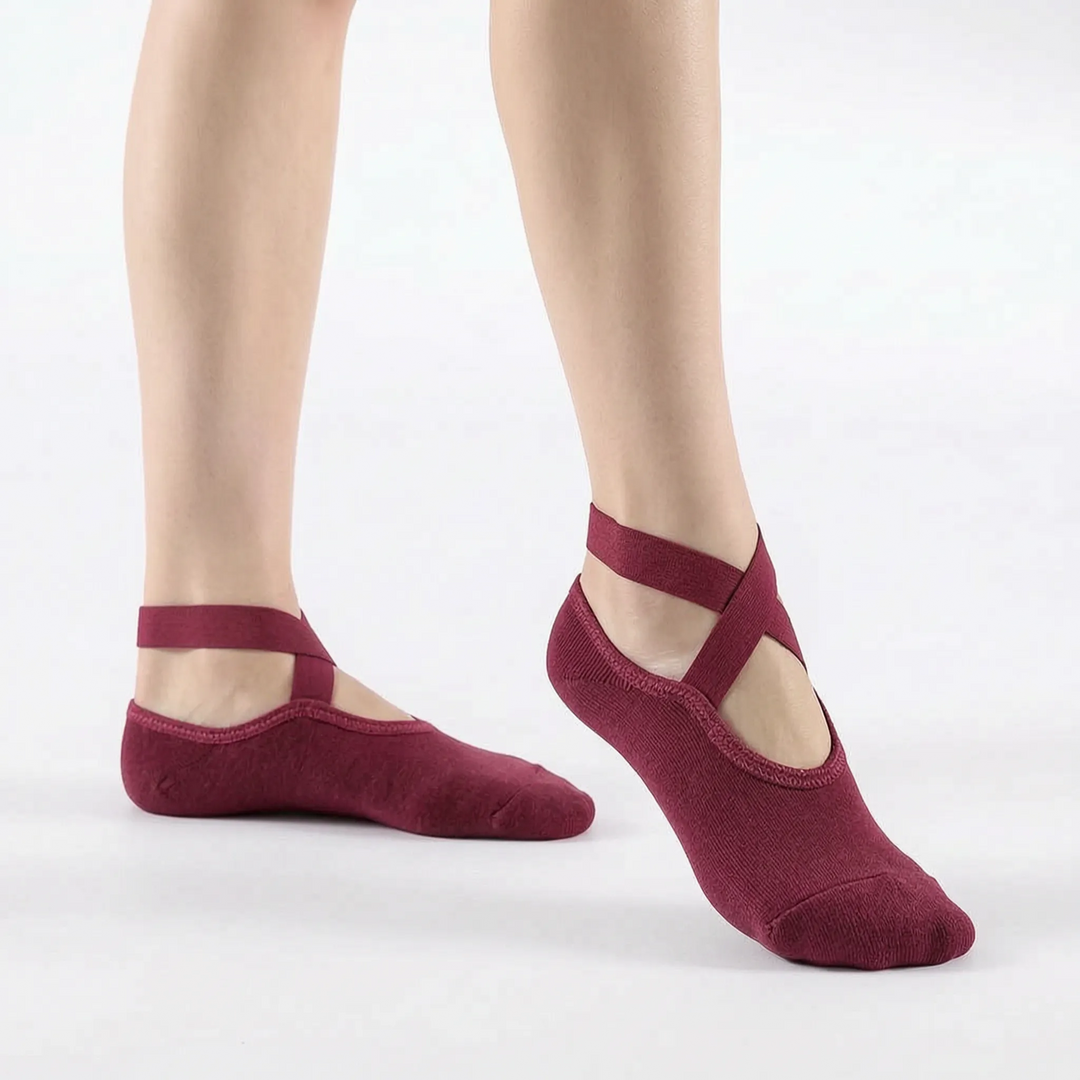 Stylish women's non-slip grip yoga socks for studio workouts. Perfect for pilates, barre, and various fitness activities.