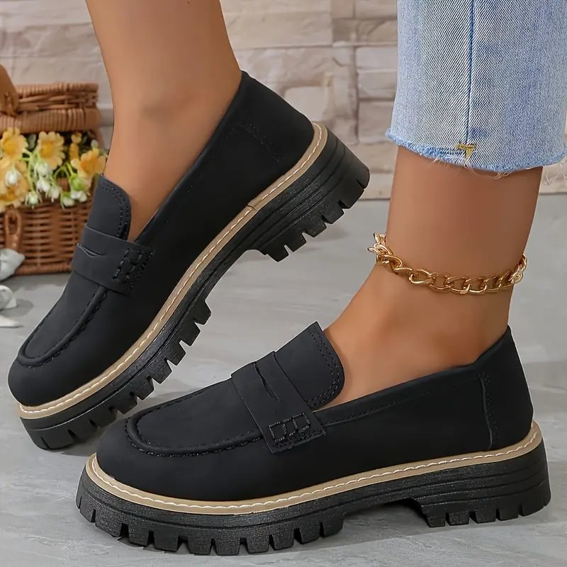 Classic orthopaedic women's loafers, wide toe box for comfort, ideal casual flat footwear.
