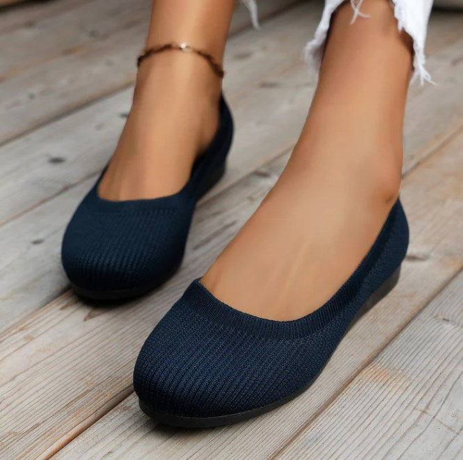 Breathable women's slip-on ballet flats, orthopedic and comfortable, perfect for extended wear & walking.