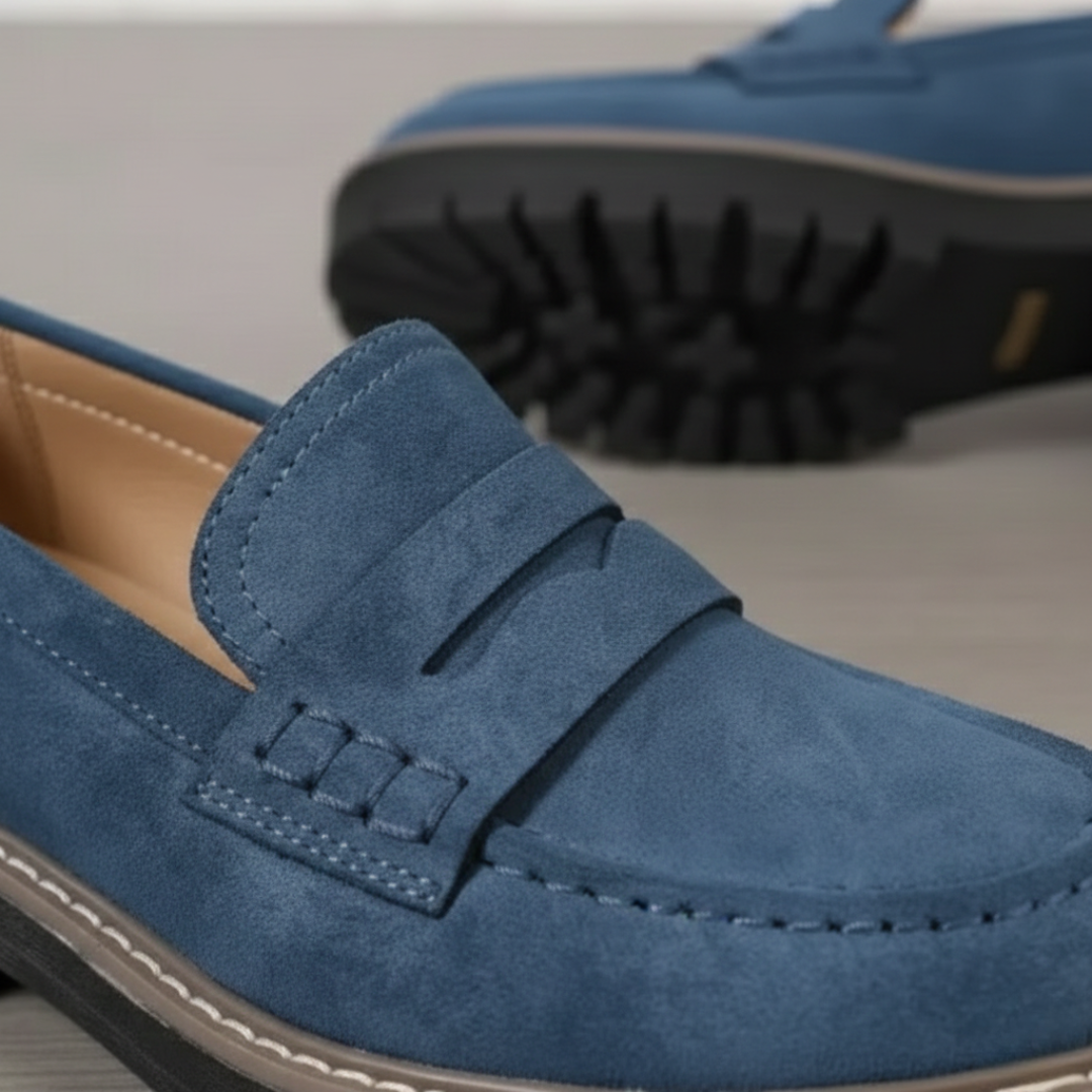 Comfortable women's orthopedic loafers, featuring a supportive chunky sole. Ideal casual or dressy footwear.
