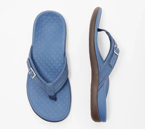 Casual women's orthopedic flip-flops with advanced arch support. Cushioned sandals for comfortable summer wear.